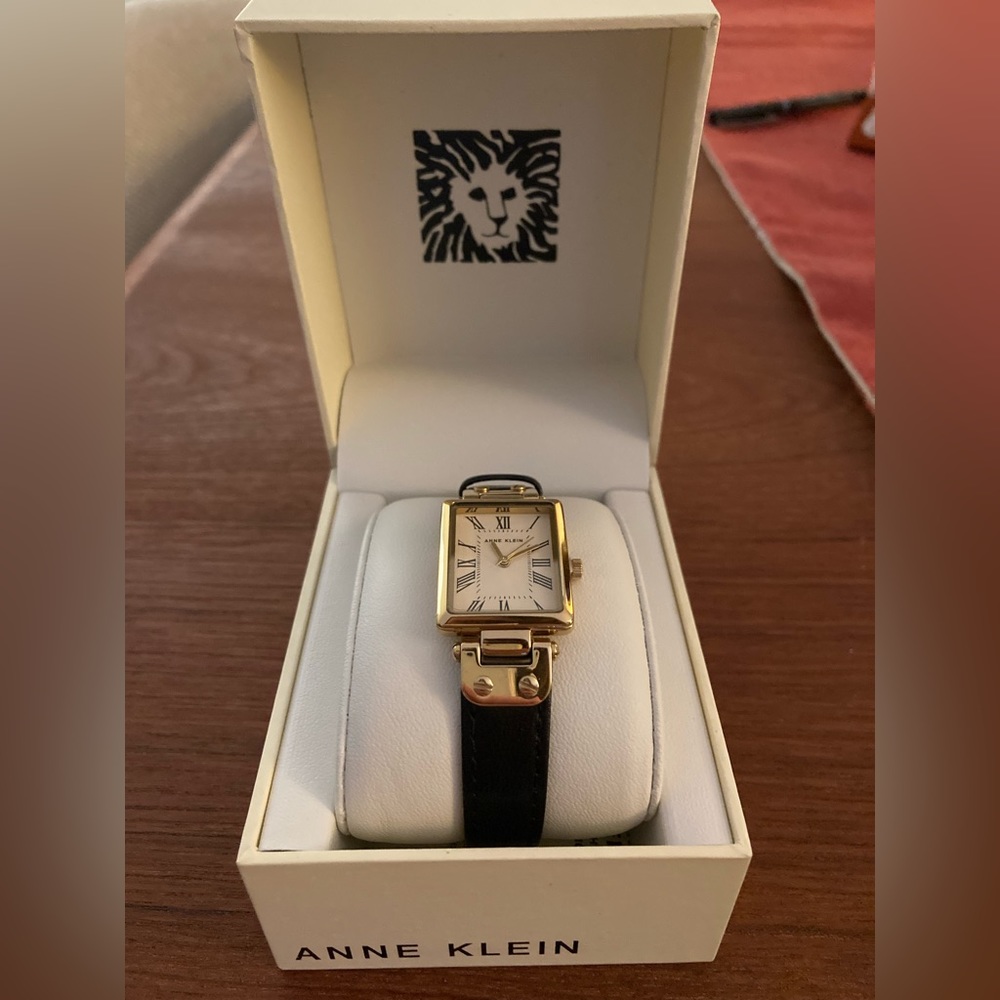 NWT black leather watch gold hardware